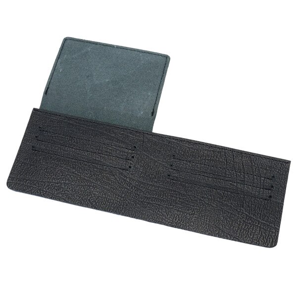 MBWI.Mission Grain Black.02.jpg Maverick Bi-Fold Wallet Interiors Image